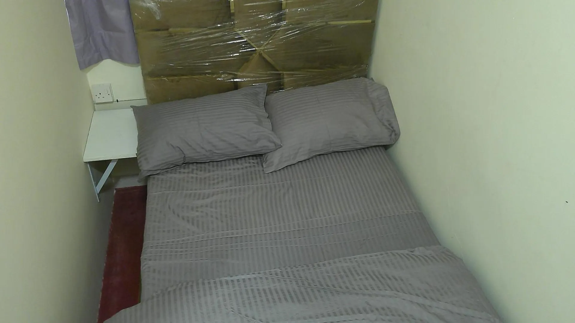 Ruby Star Hostel Dubai 303