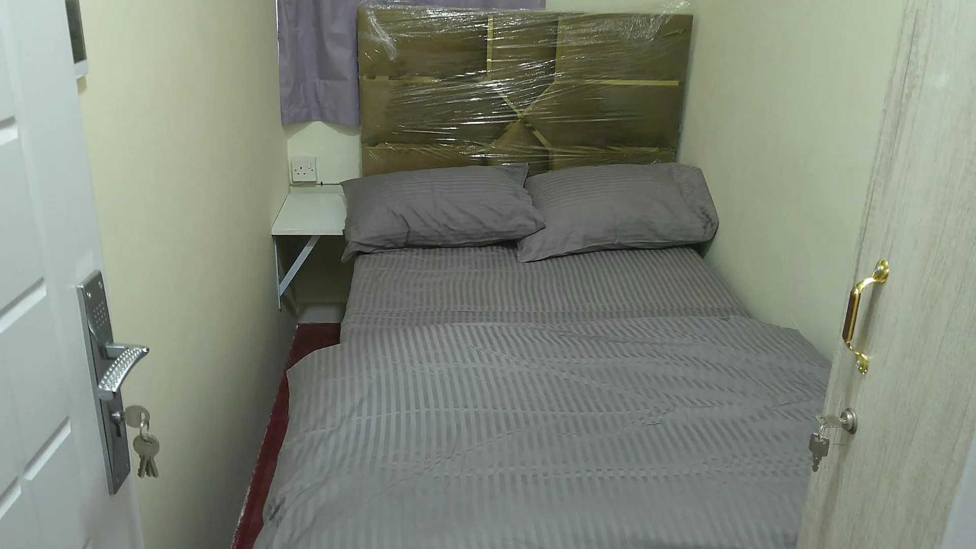 Ruby Star Hostel Dubai 303