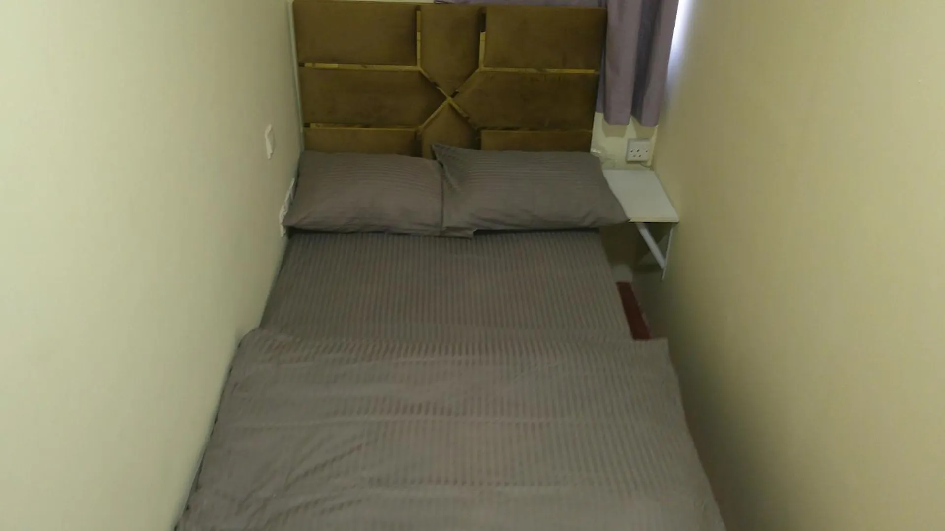 Ruby Star Hostel Dubai 303